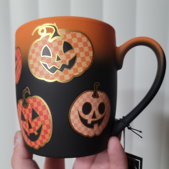 Cobwebs & Cauldrons Orange Checkered Pumpkins Halloween Mug - Picture 5 of 6